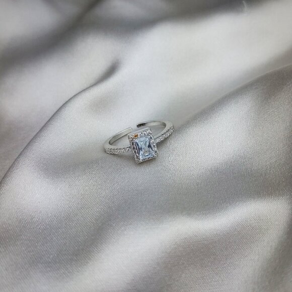 Rectangle of Love Ring - Picture 2 of 4